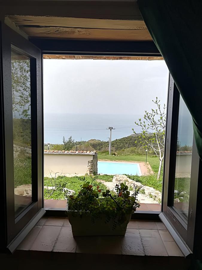 Il Cerro Agriturismo Zagarese ฟุสกัลโด ภายนอก รูปภาพ
